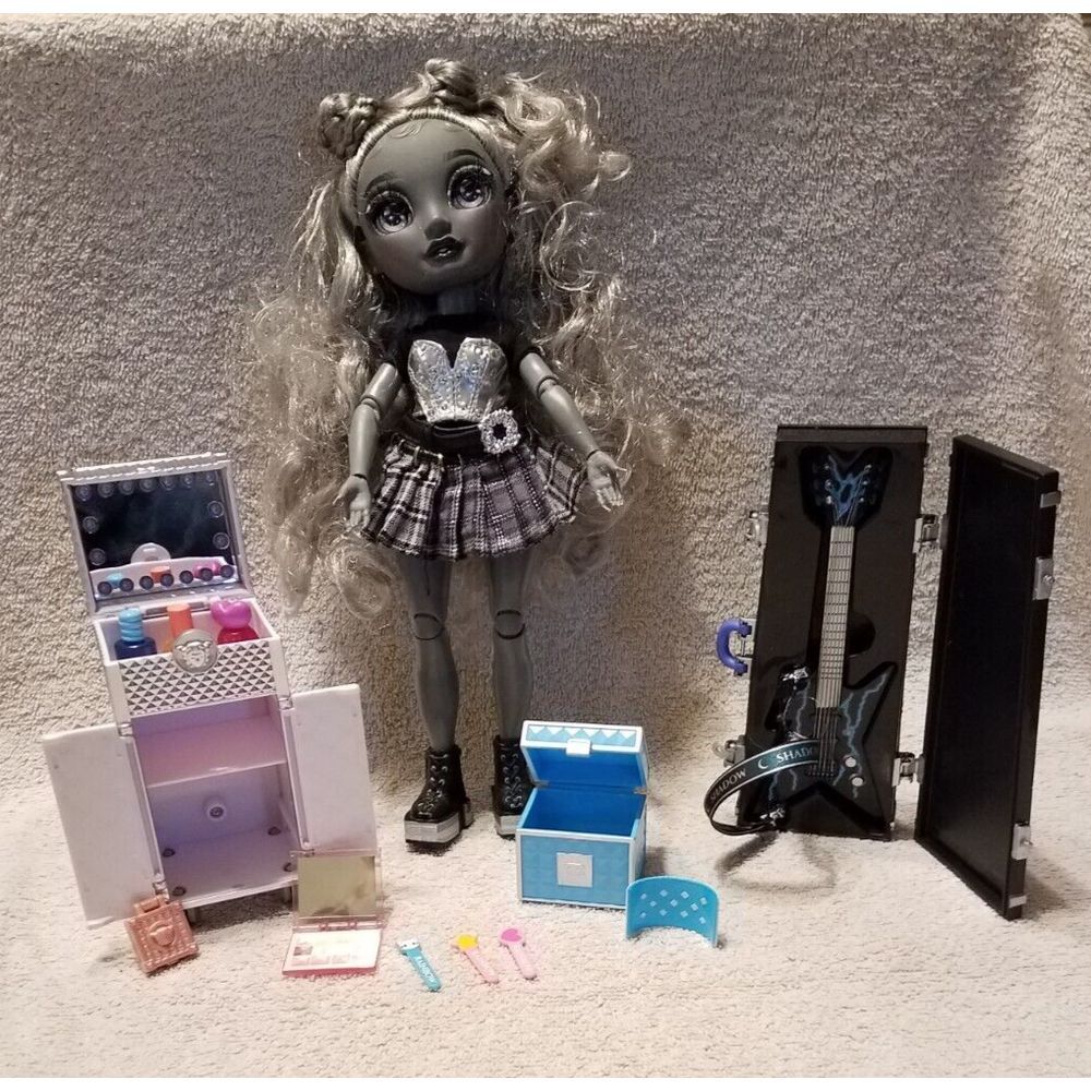 Rainbow High Madison Twins Special Edition Luna Madison Doll MGA With Accessorie